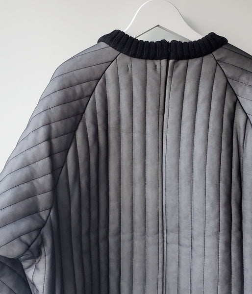 FUMIKA_UCHIDA/QUILTED OVER PULL TOP(BLACK)