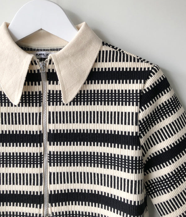 FUMIKA UCHIDA ニットポロMINI POLO FUMIKA_UCHIDA/KNITTED MINI POLO HALF-ZIP TOP_STRIPES(IVORY/BLACK_silve